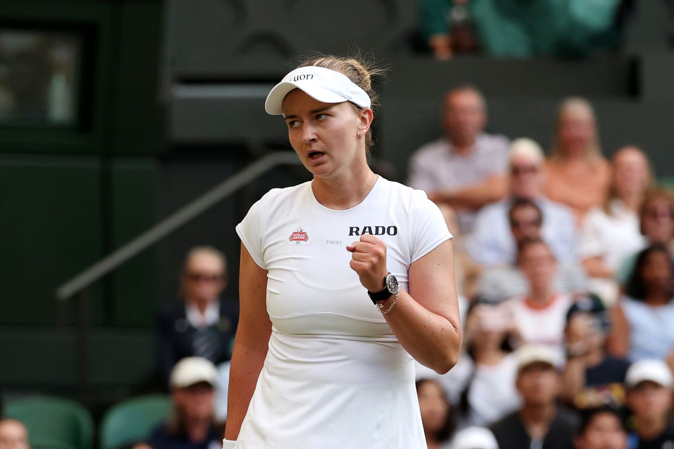 Крейчикова уверенно прошла Монне на турнире WTA-250 в Афинах