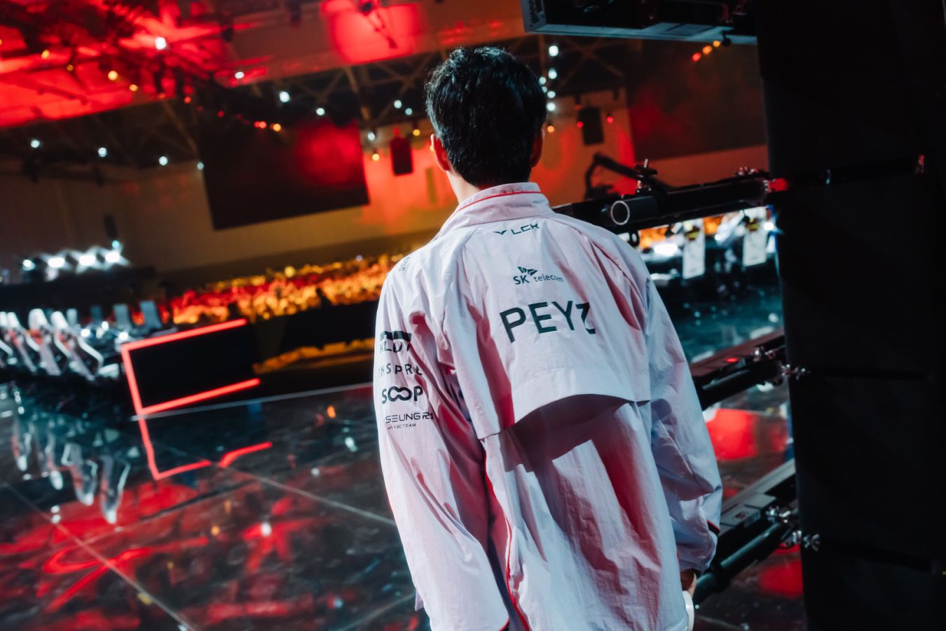 Peyz прокомментировал вылет T1 с Esports World Cup 2026