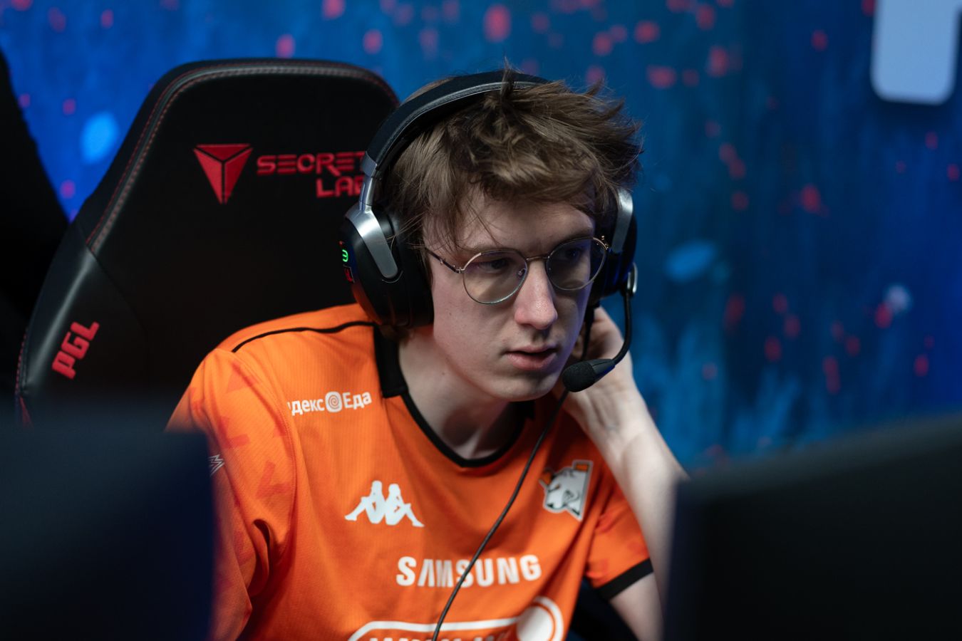 Менеджер Virtus.pro Fezor покинул команду по Dota 2