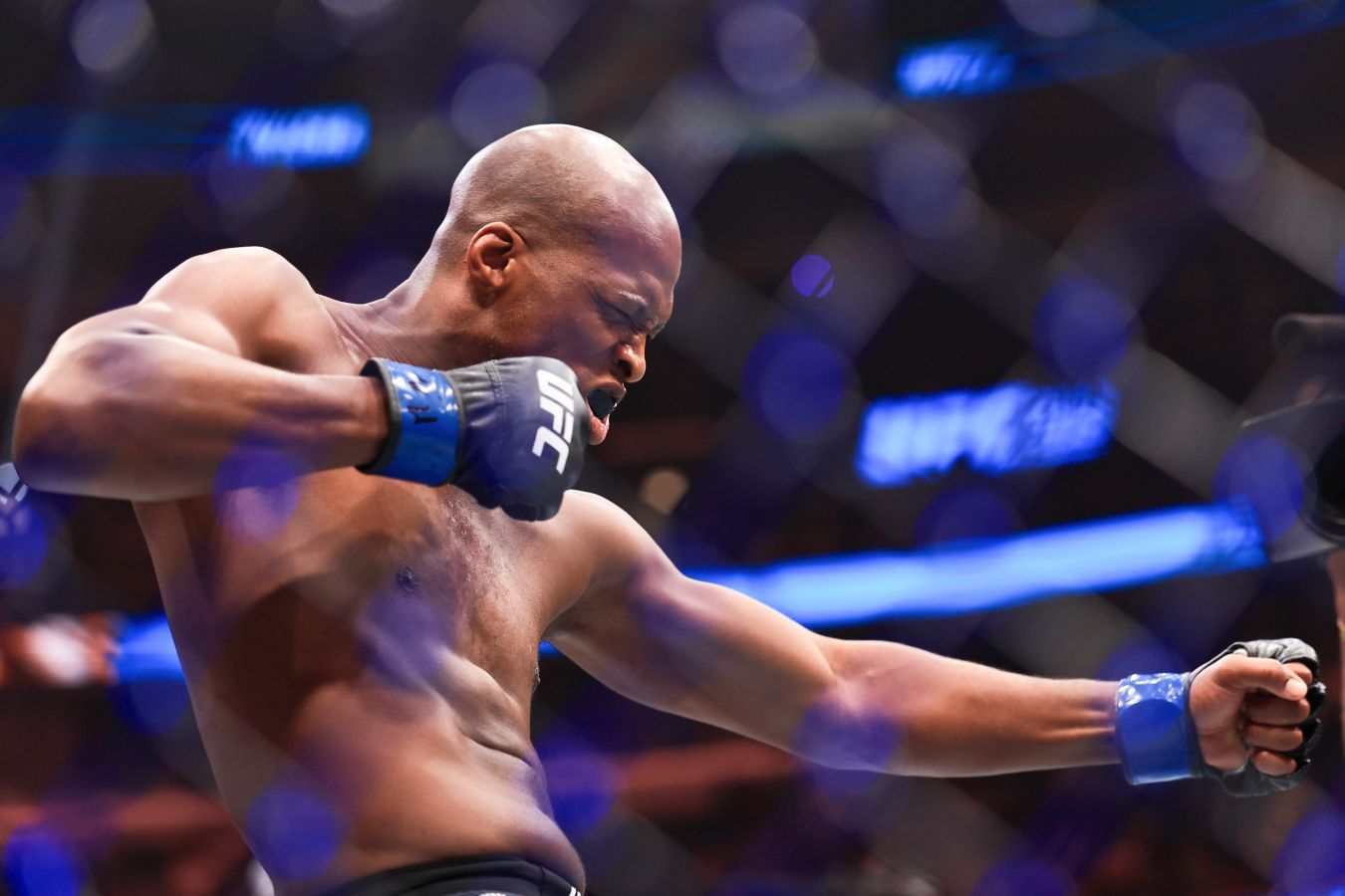Майкл Пейдж намерен завоевать титул UFC