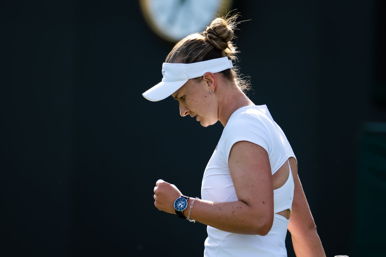 Барбора Крейчикова вышла в полуфинал турнира WTA-250 в Праге