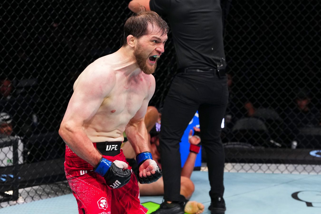 Россиянин Мухаммад Саидов нокаутировал американца в дебютном бою UFC