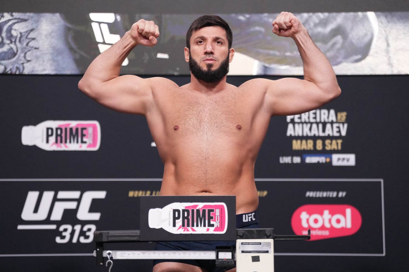 Ризван Куниев назвал желаемых соперников после победы на UFC Fight Night 282