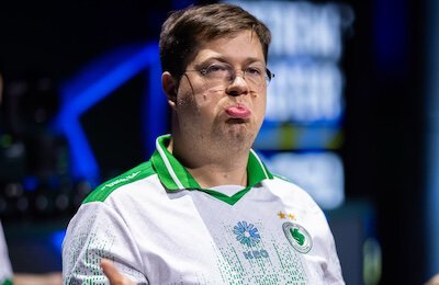 Неожиданные результаты на BLAST Bounty: фавориты проиграли, аутсайдеры вышли в плей-офф