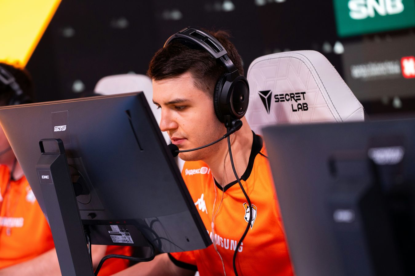 FL1T заменил HObbit в составе команды PARIVISION по CS 2