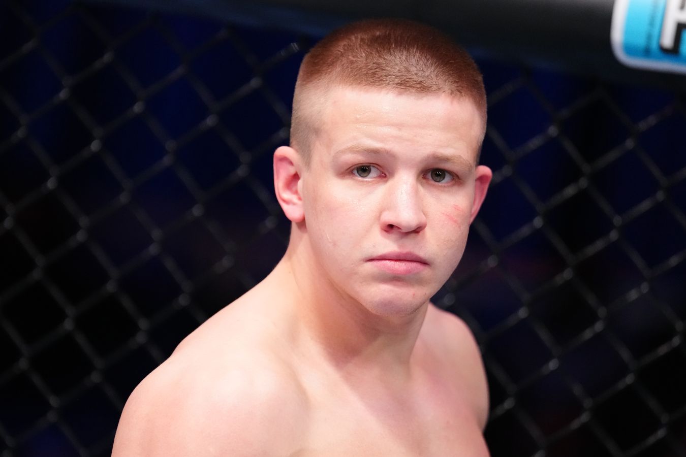 Марк Вологдин прошел взвешивание перед поединком на UFC Fight Night 283