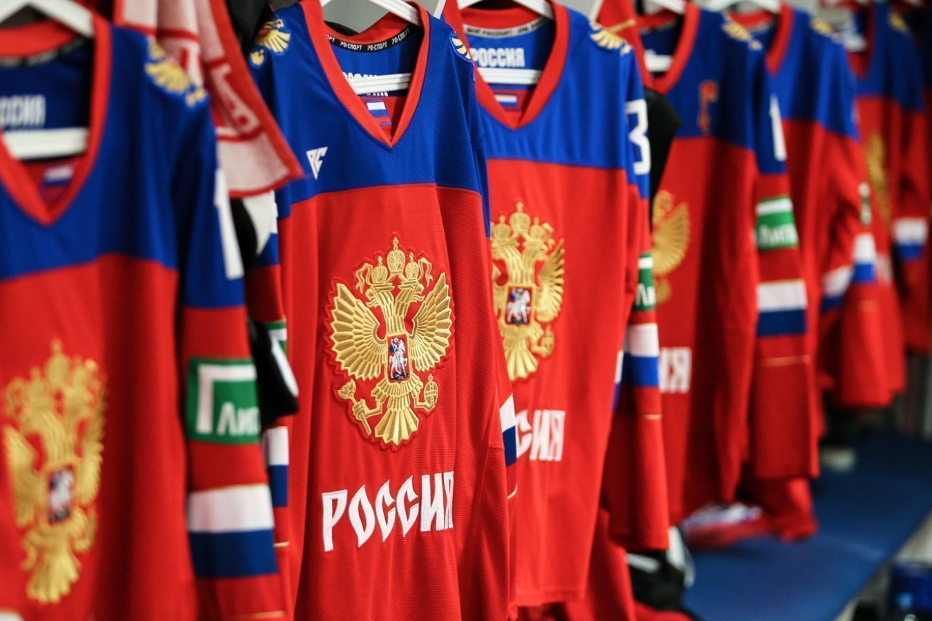 CAS продолжает разбирательство между ФХР и ИИХФ по запрету российских команд