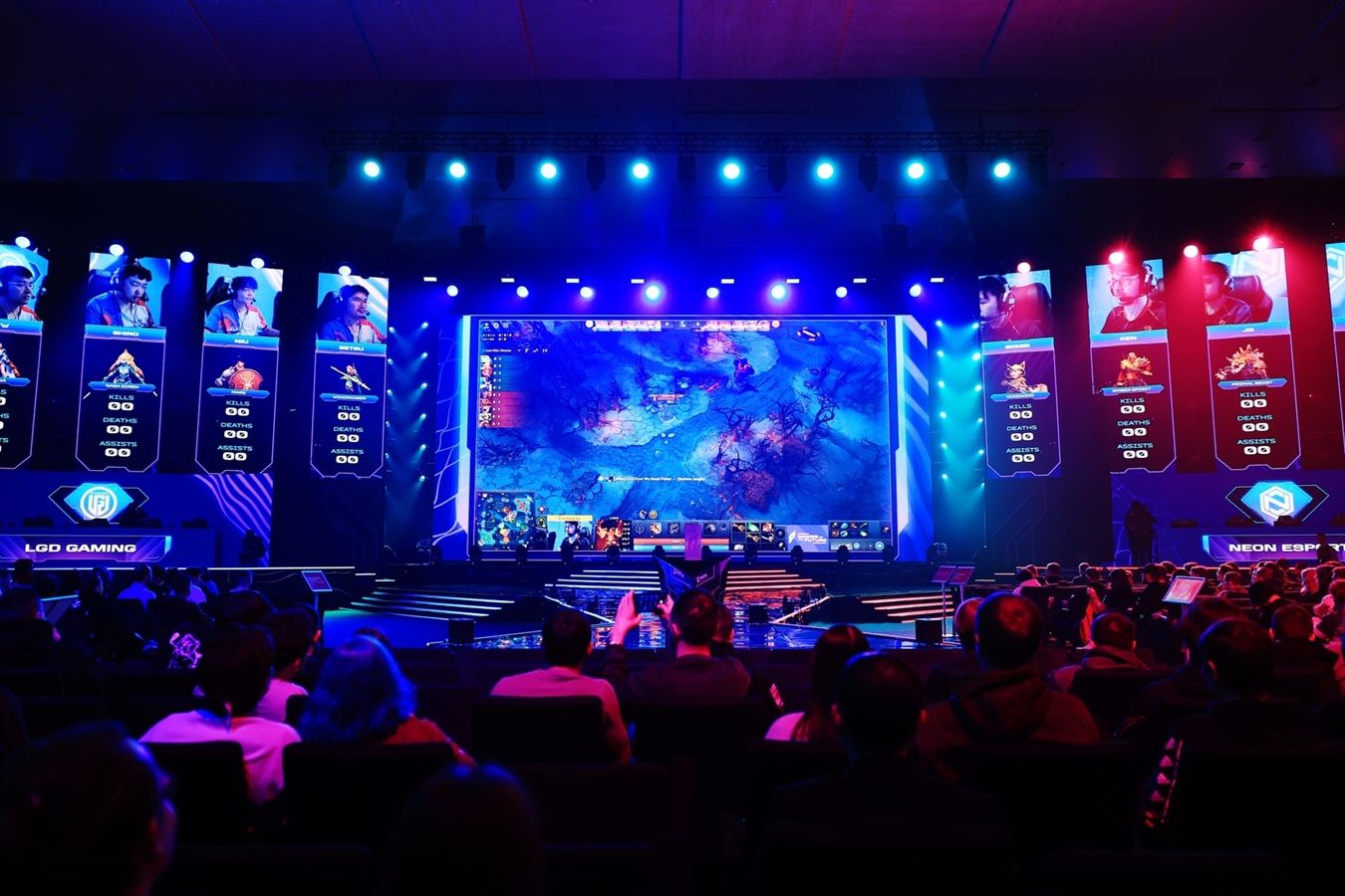 Четыре китайские команды вышли в четвертьфинал Игр Будущего по Dota 2