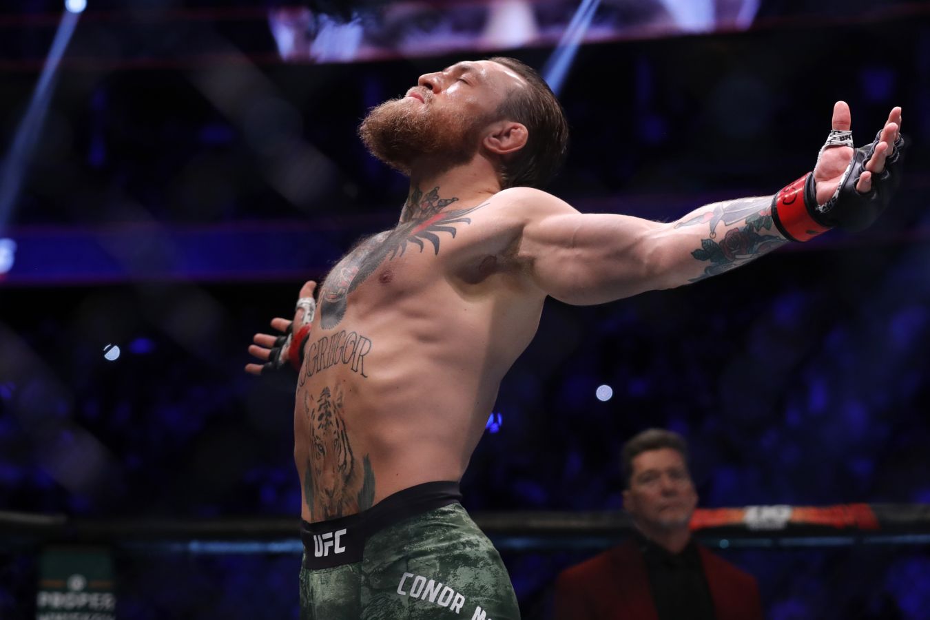 Конор Макгрегор объявил о начале подготовки к возвращению в UFC