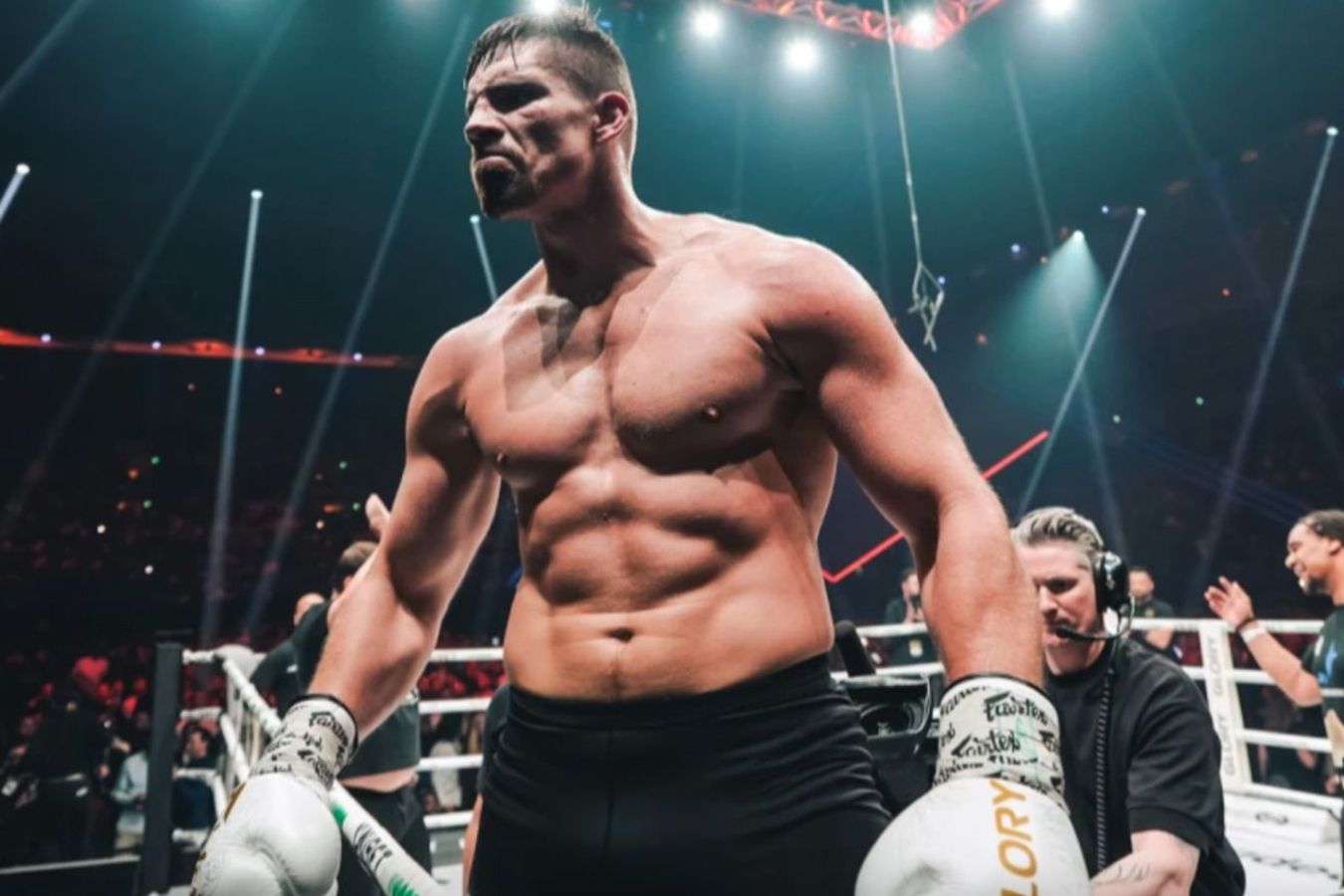 Рико Верхувен отверг возможность перехода в UFC из-за финансовых разногласий