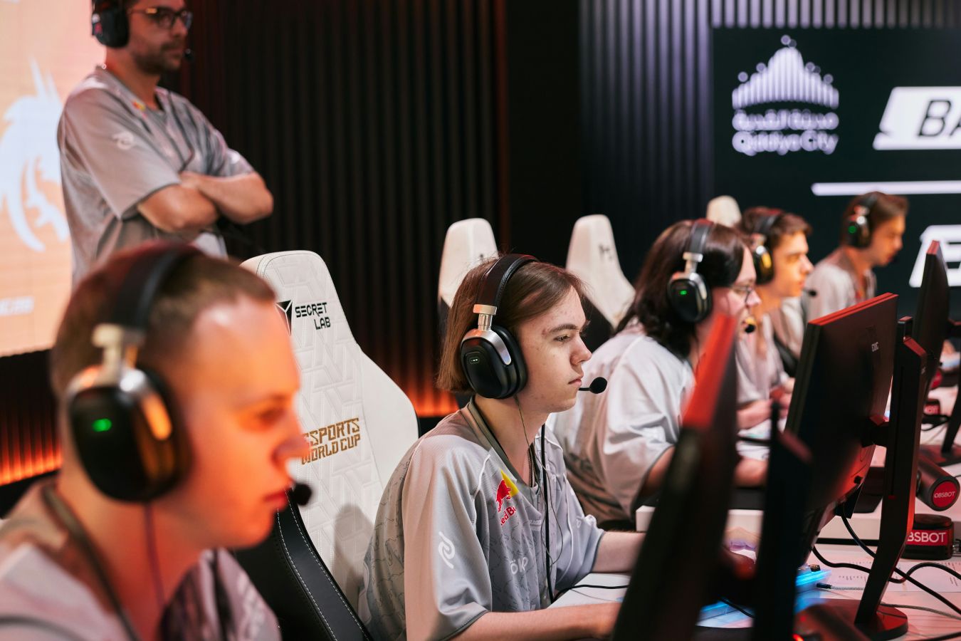 JiJieHao сенсационно обыграла Team Spirit на Esports World Cup 2026 по CS2