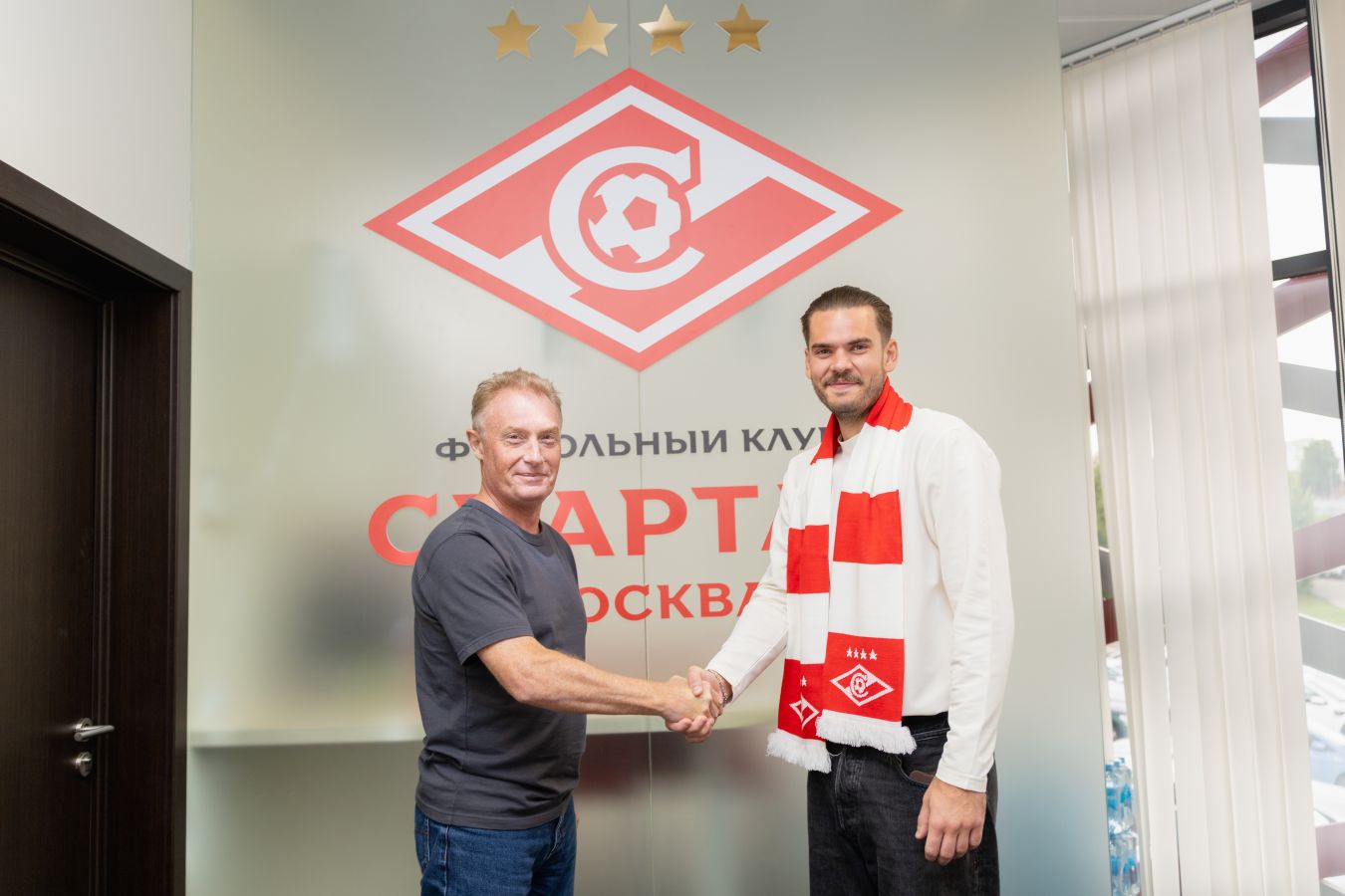 «Спартак» продлил контракт с вратарём Помазуном до 2029 года