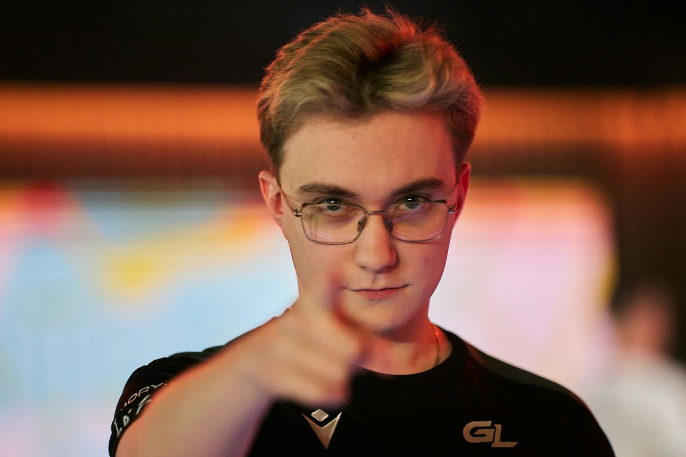 Team Falcons, FaZe Clan и GamerLegion вышли в плей-офф Esports World Cup 2026 по CS2