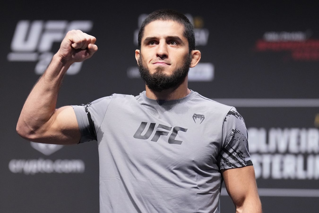Ислам Махачев назвал Eagles MMA лучшей командой в истории ММА