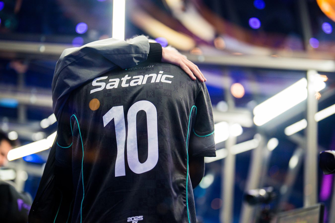 PARIVISION победила BetBoom Team и вышла на счёт 3-0 на The International 2026