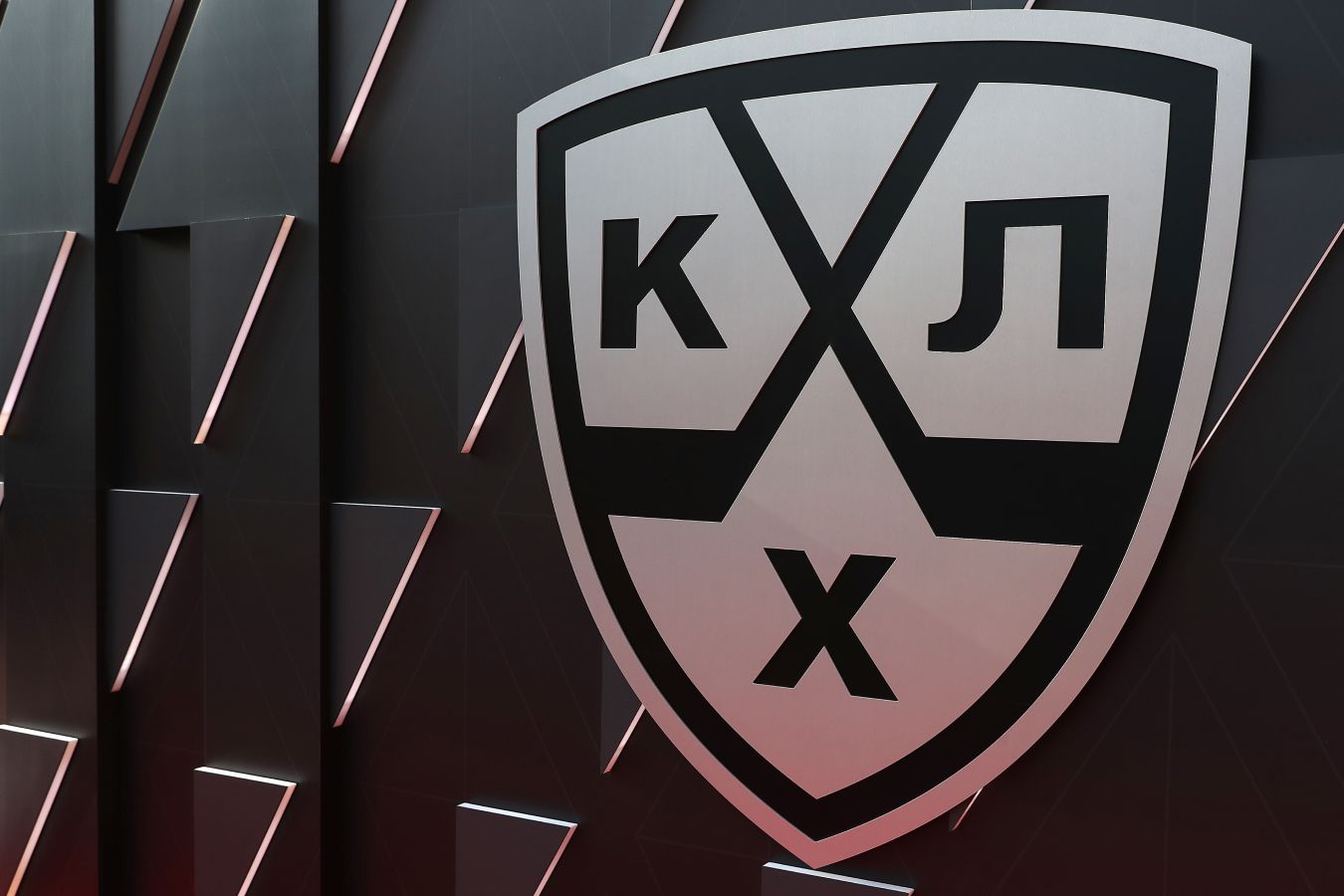 Давыдов раскритиковал трансферную политику «Трактора»