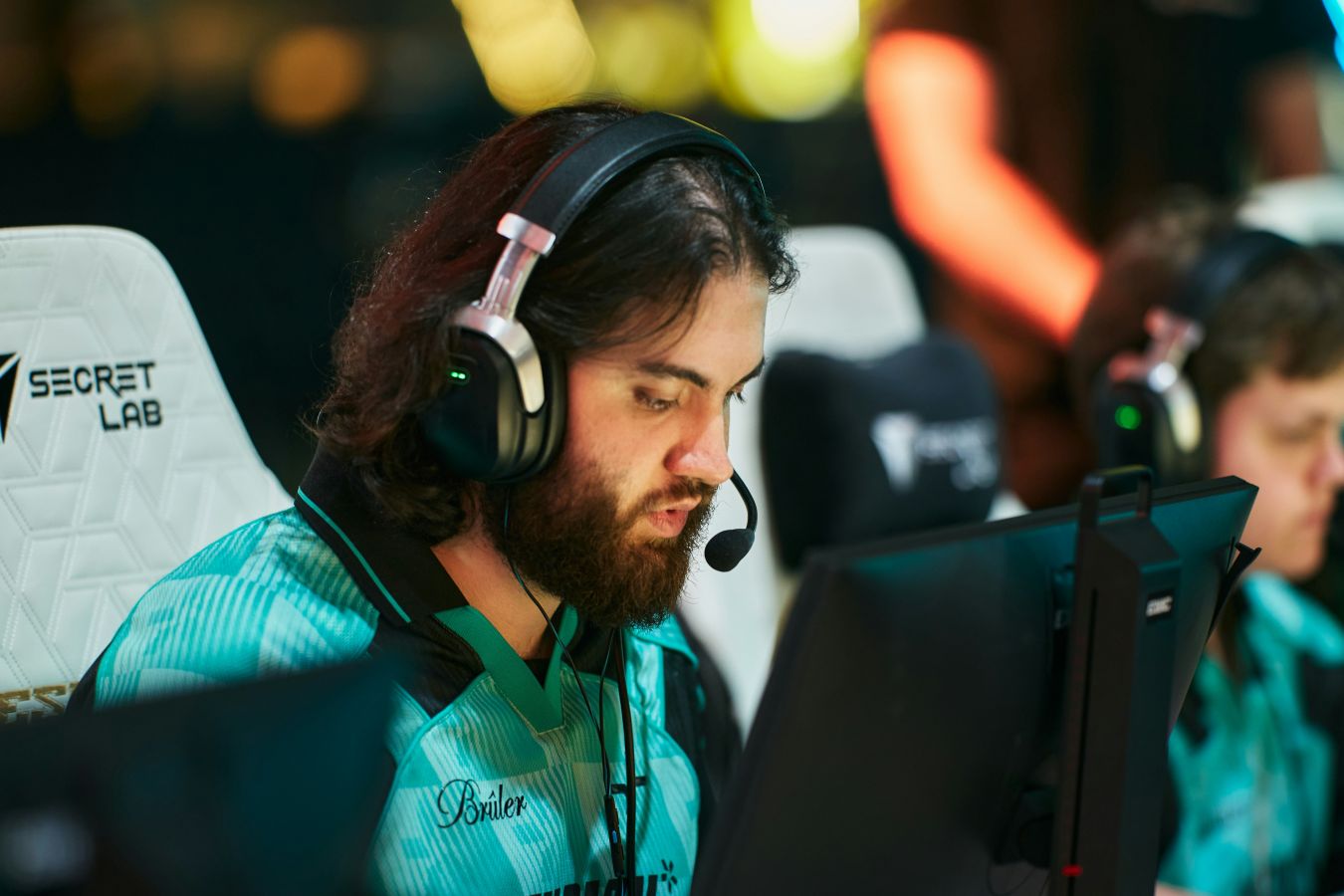 PARIVISION проиграла MOUZ и вылетела с Esports World Cup 2026 по CS2