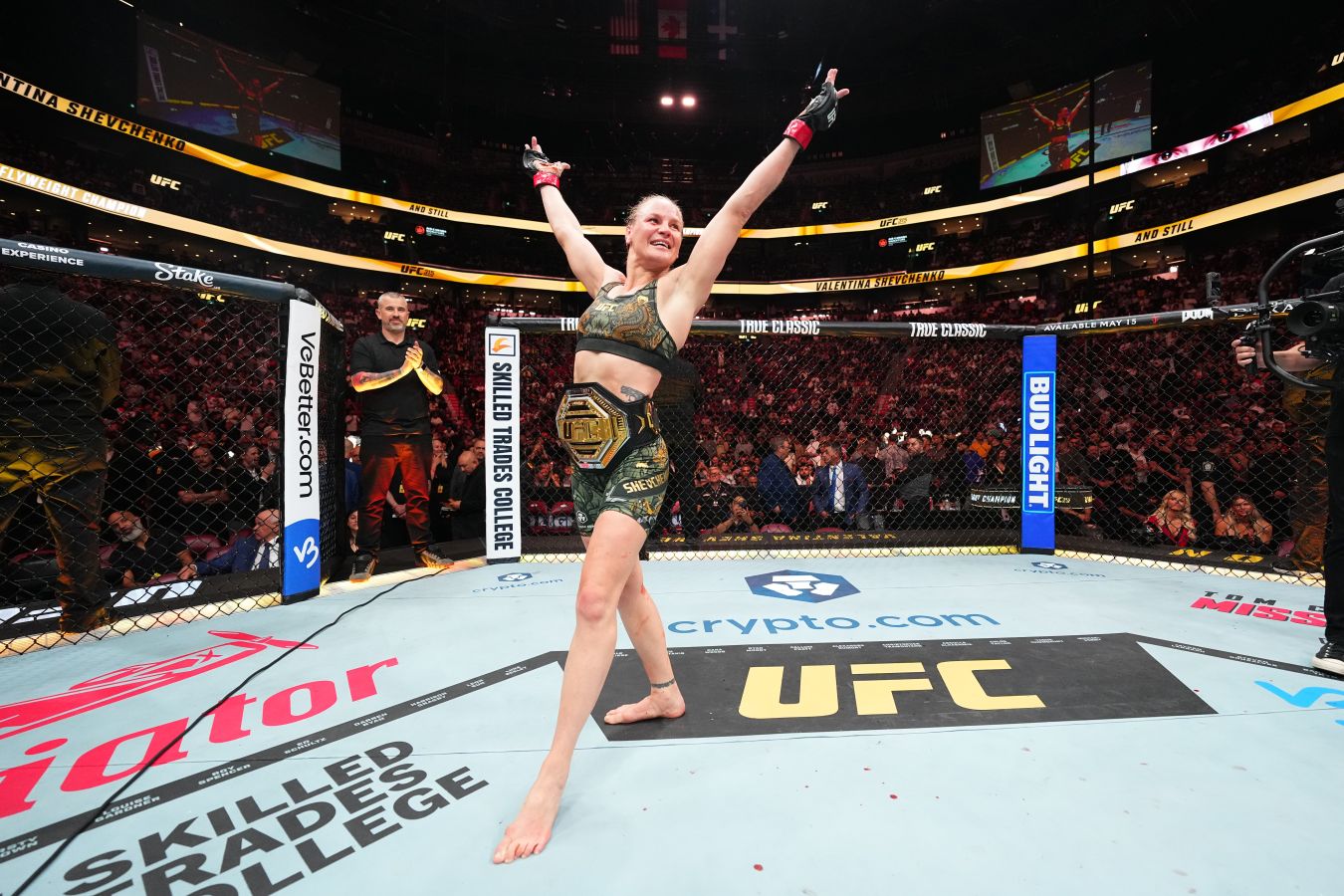 Валентина Шевченко защитит титул чемпионки UFC против Наталии Сильвы на UFC 332