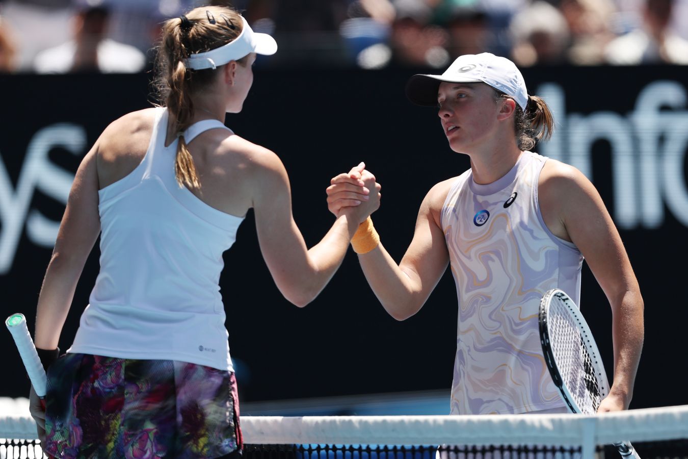 Ига Швёнтек и Елена Рыбакина сыграют в четвертьфинале WTA-1000 в Цинциннати