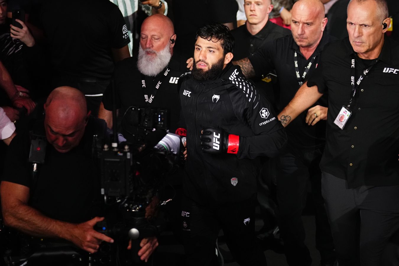 Арман Царукян объяснил желание быстро завершить бой с Маурисио Руффи на UFC 331