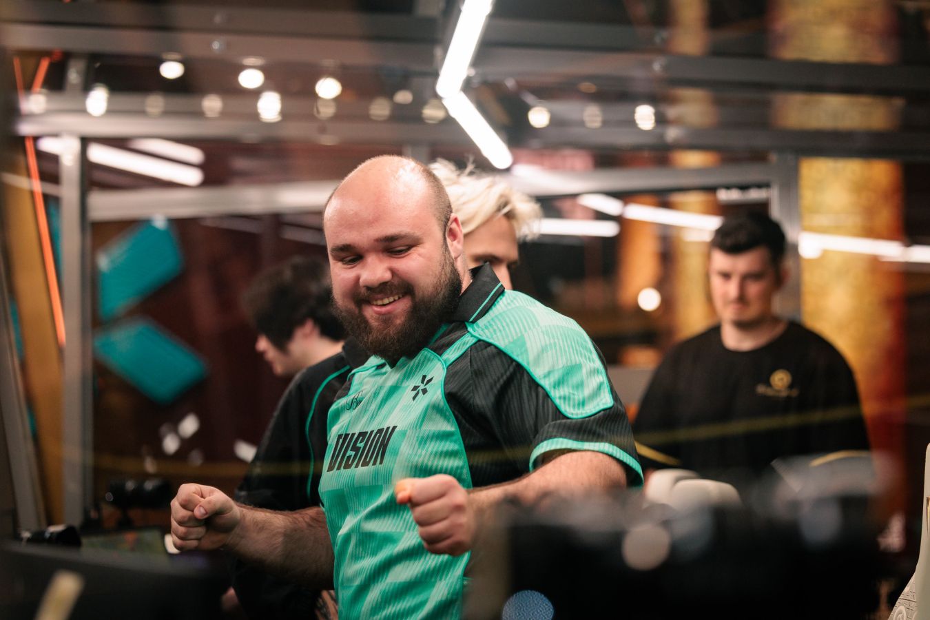 Российские команды Team Yandex и PARIVISION победили в плей-офф The International 2026