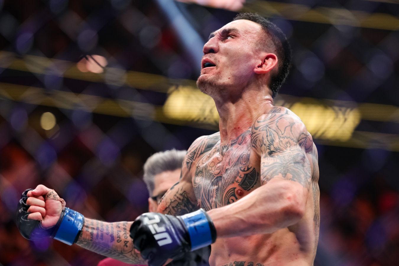 Макс Холлоуэй прокомментировал перепалку с Исламом Махачевым о поясах UFC