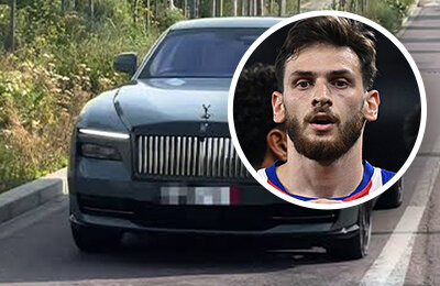 Игроки «ПСЖ» прибыли на базу на роскошных автомобилях