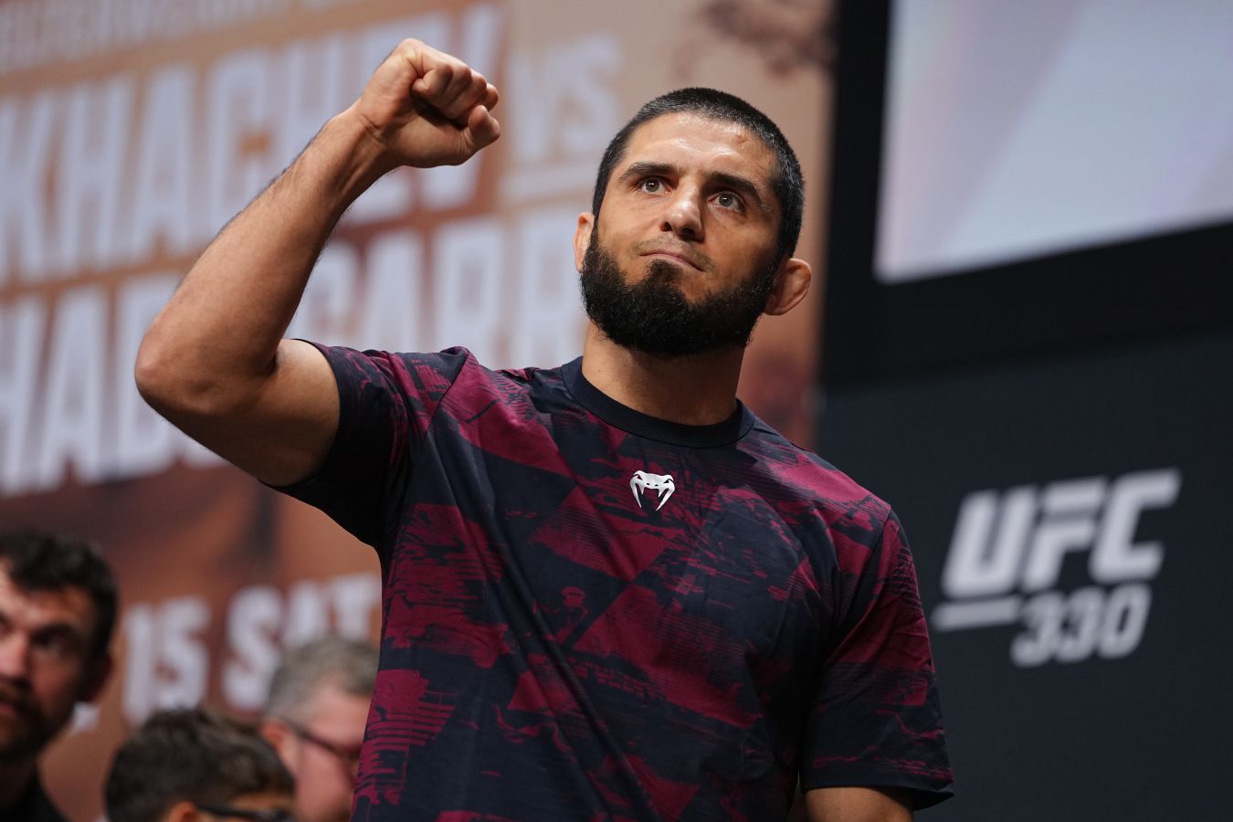Ислам Махачев оценил свои шансы побить рекорд UFC по титульным боям
