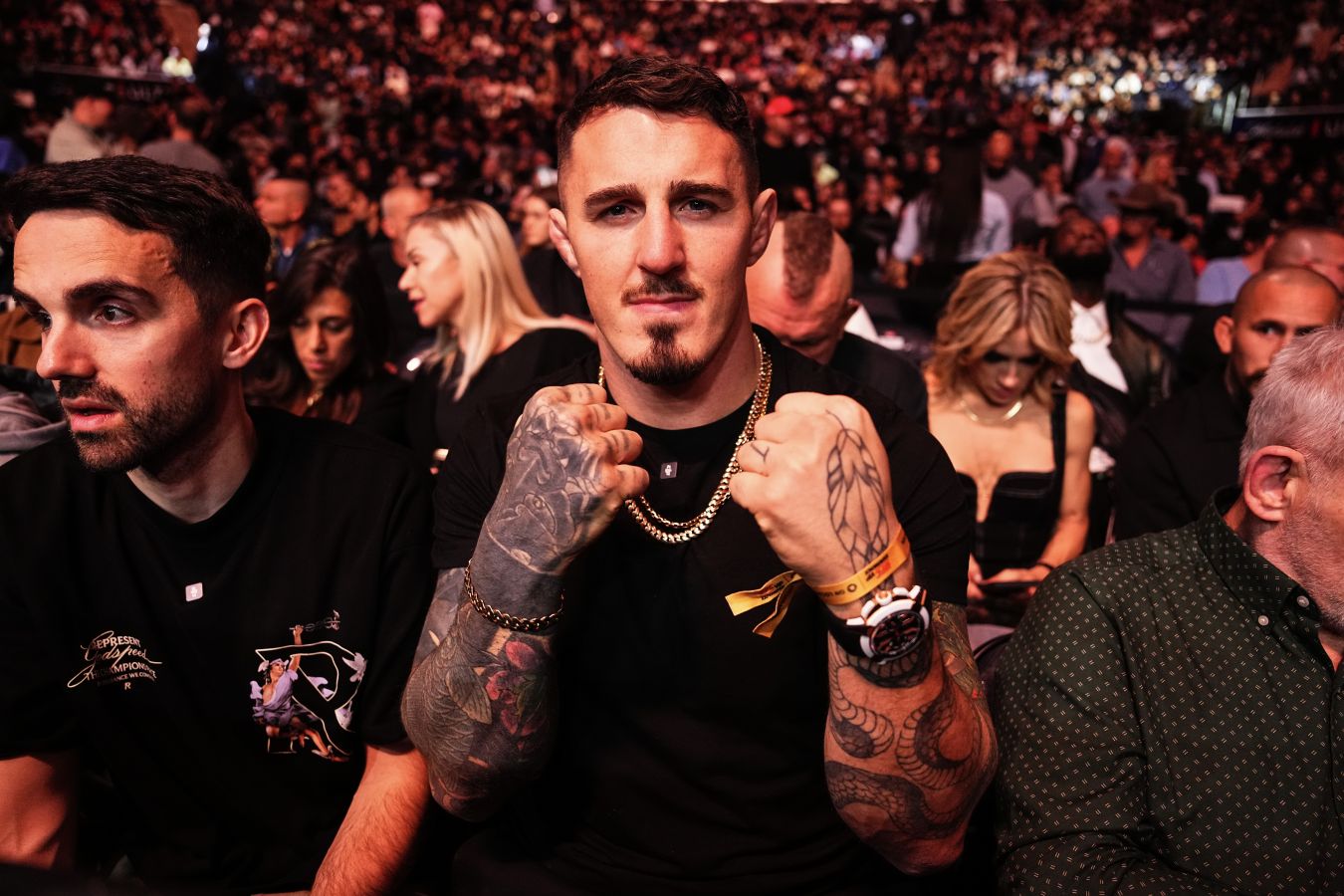 Кормье призвал UFC решить контрактный спор с Аспиноллом