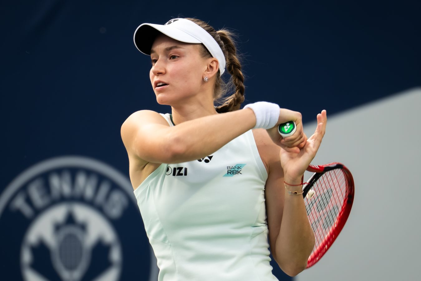 Елена Рыбакина прокомментировала напряжённый теннисный календарь