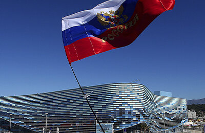 Российский флаг вернулся в автогонки после снятия санкций ФИА