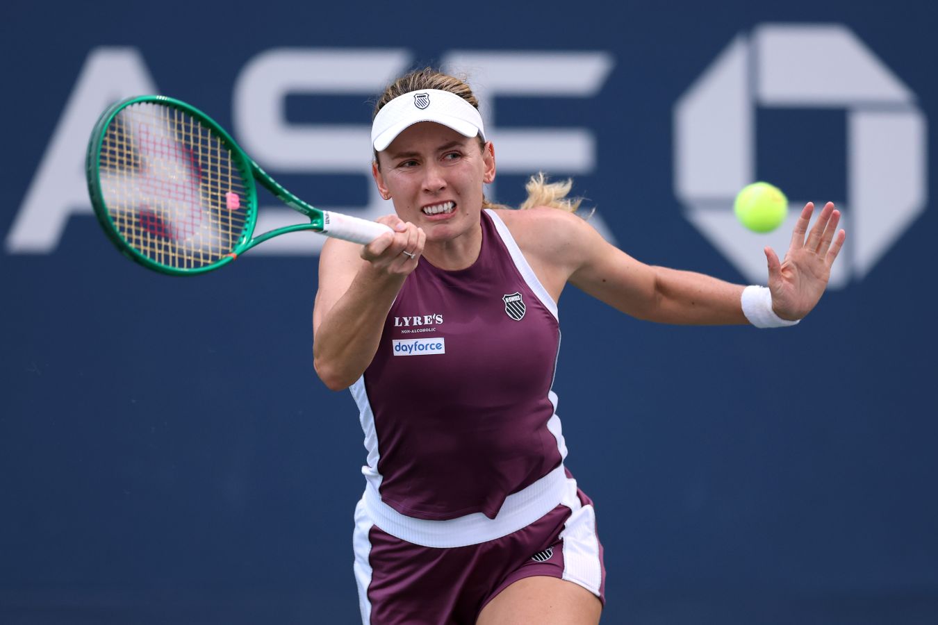 Александрова выбыла из US Open, уступив Костюк