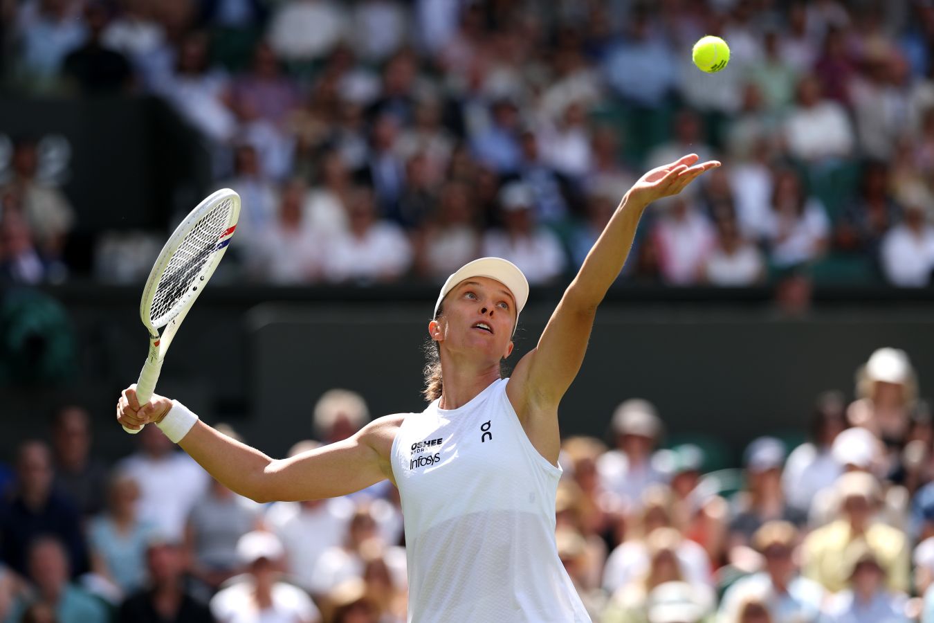 Ига Швёнтек потерпела поражение от Чжэн Циньвэнь и выбыла из US Open