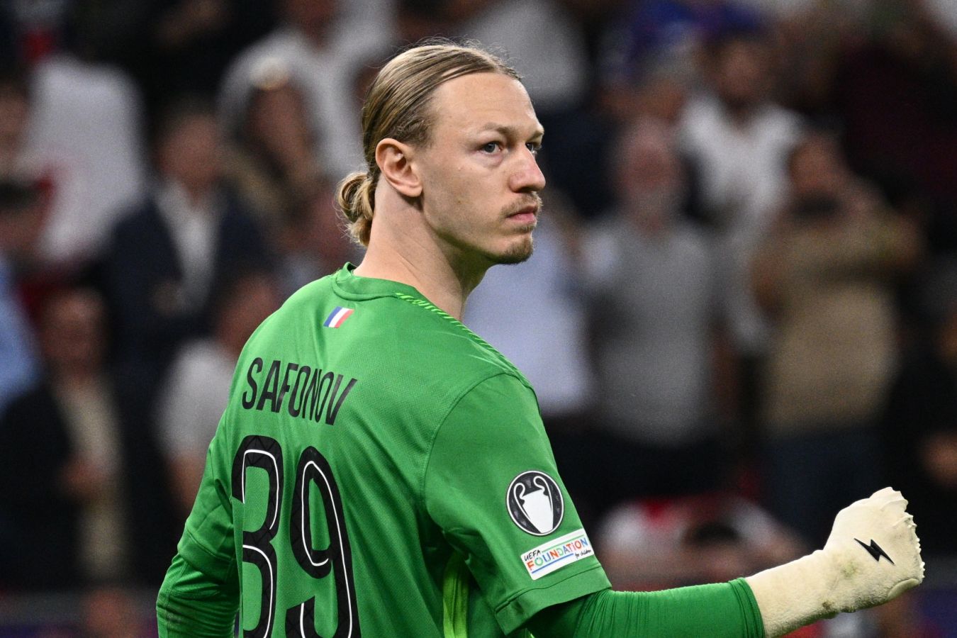 L'Équipe: Сафонов может выйти в старте «ПСЖ» на матч Лиги чемпионов