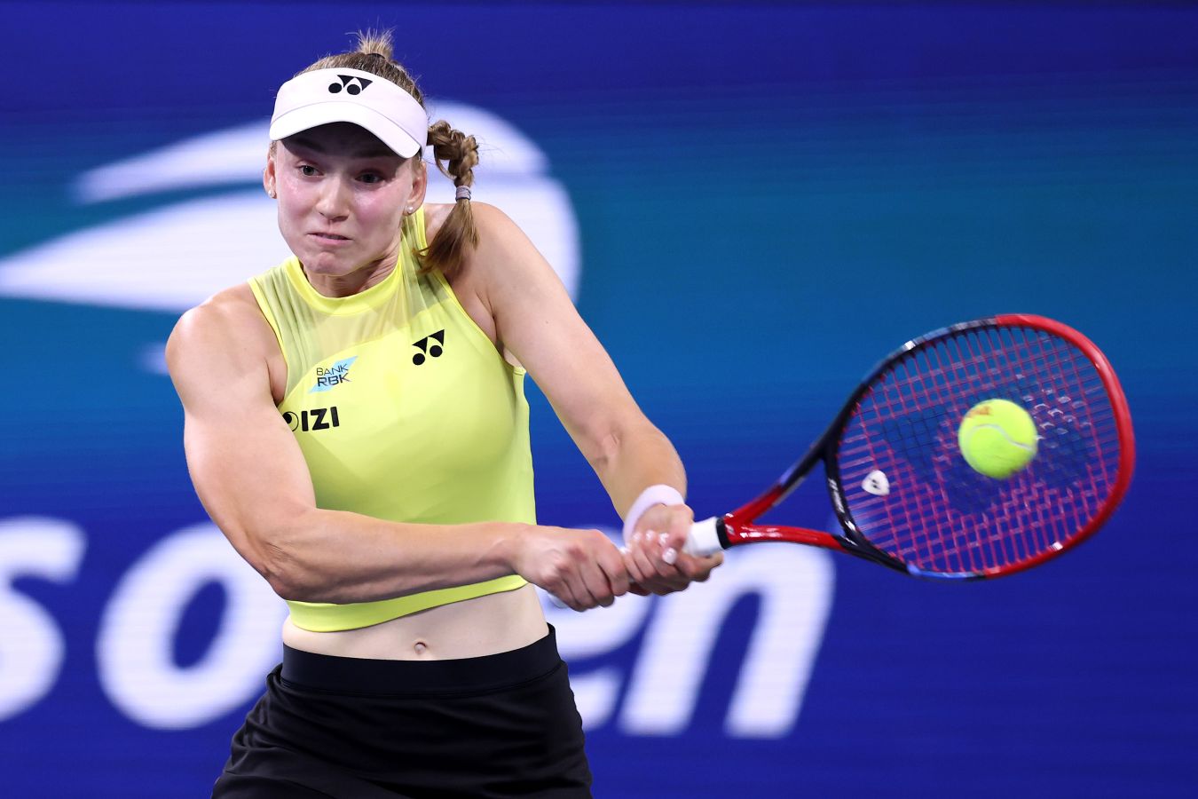 Елена Рыбакина впервые в карьере вышла в четвертьфинал US Open
