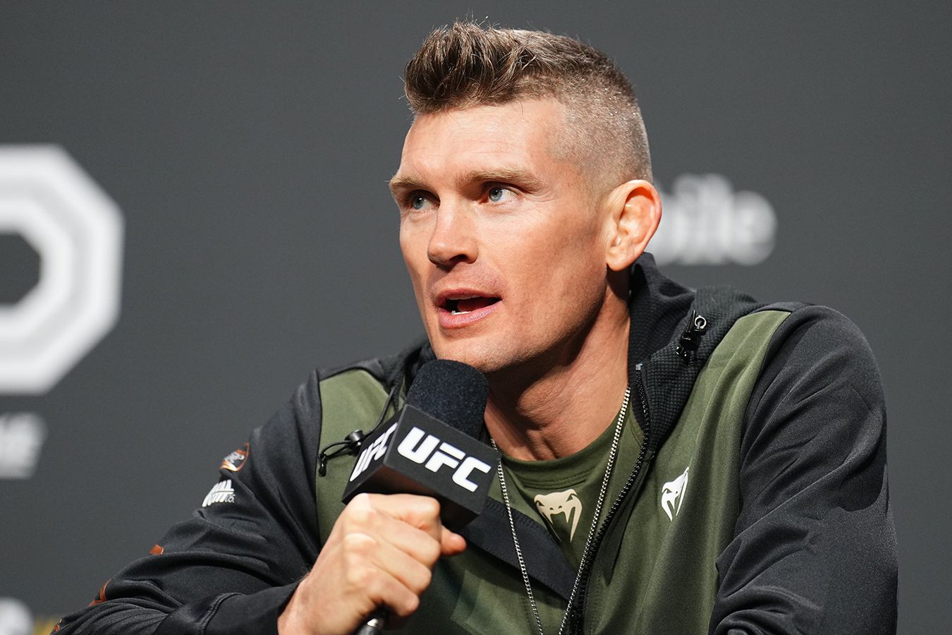 Стивен Томпсон назвал дату прощального боя в UFC