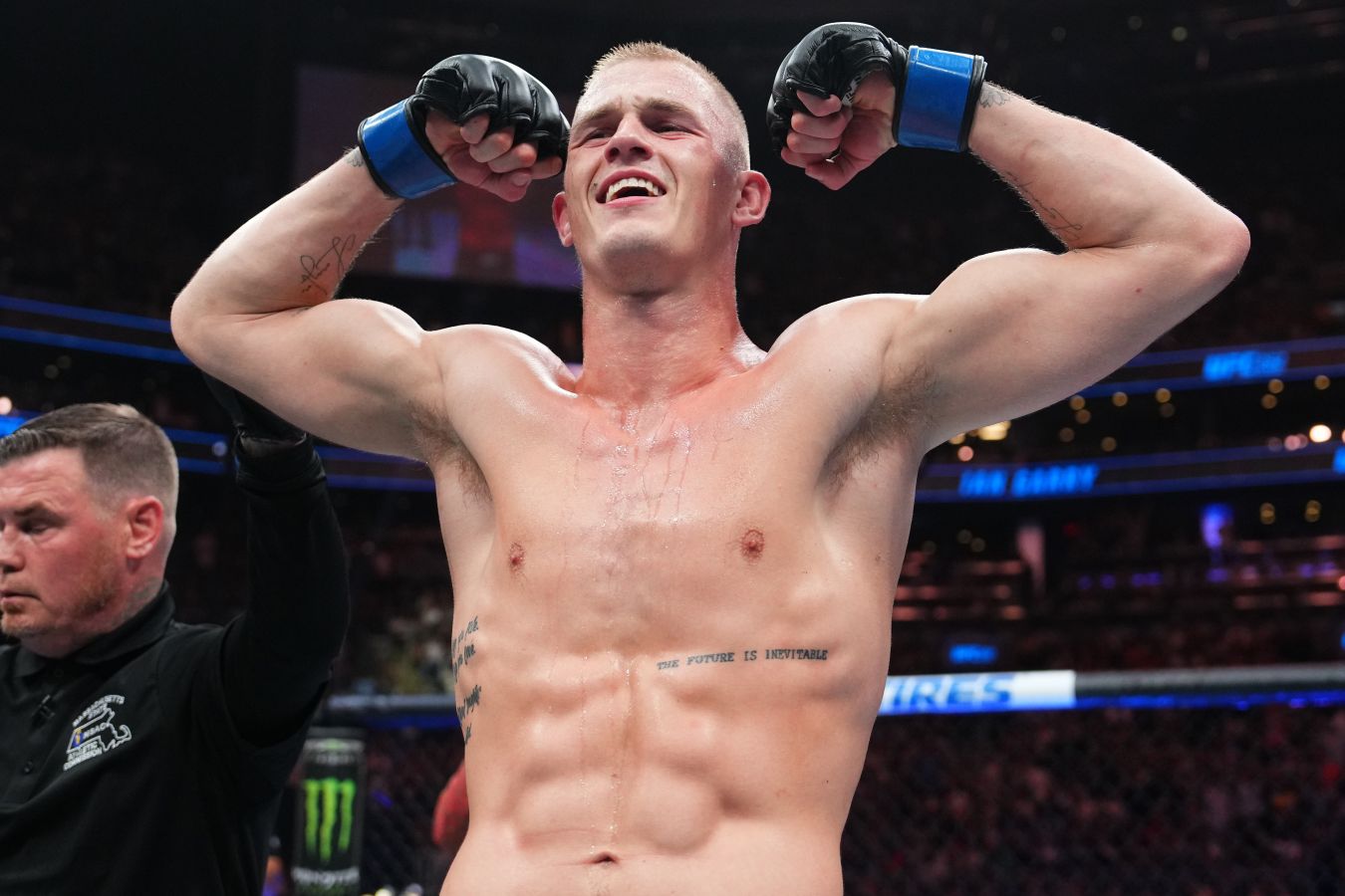 Тренер Иэна Гэрри считает, что боец сможет выиграть пояс UFC в следующем году