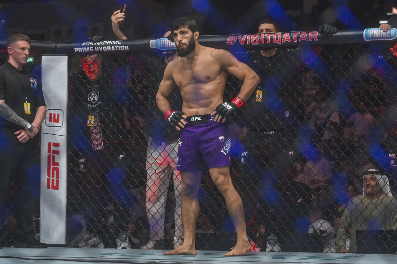Гонорары участников турнира UFC 331 в Лос-Анджелесе