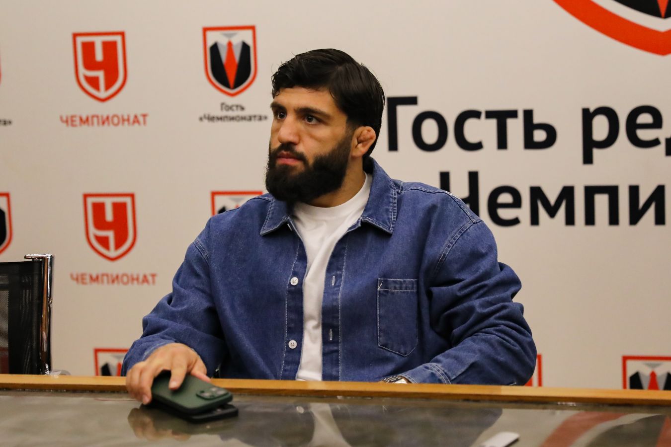 Арман Царукян шутит о возможном бое с Хантером Кэмпбеллом
