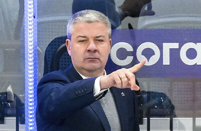 Фанаты «Динамо» требуют увольнения Тамбиева после победы над «Амуром»